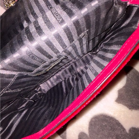 Victoria secret shoulder bag - Picture 2 of 2
